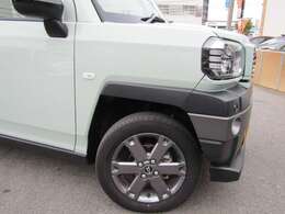 当社では、お客様にご購入後も安心して長く乗って頂ける様に、保証を取り扱っております。年式、走行距離に応じて保証をお付けできます。詳細はお問合せください。