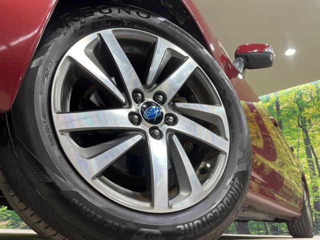 【純正16インチアルミホイール】外観にマッチした純正アルミホイールを装着しております。各種社外アルミホイールや、スタッドレスタイヤも取扱いしております。是非ご相談ください♪