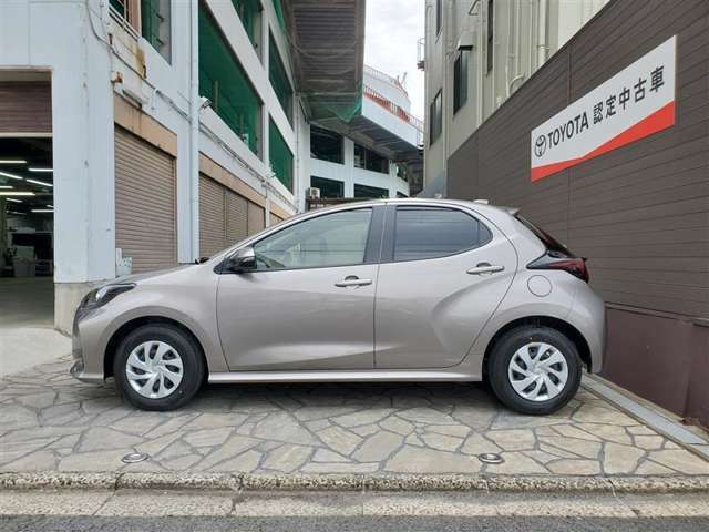 【トヨタ認定中古車】まるごとクリ-ニング（見えない所まで徹底洗浄）、車両検査証明書（車の状態を徹底検査）、ロングラン保証（買ってからも安心！）、3つの安心をセットにしたトヨタ販売店の中古車ブランドです