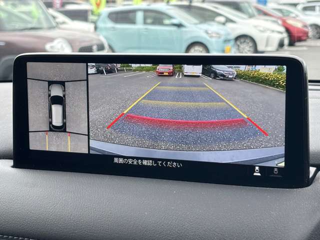 自社陸運局認証工場完備！国家資格車検検査員資格を持った整備士による整備。ステレオ、エアコン等走行に関係のない所も不具合箇所があれば修理してお渡しいたします。