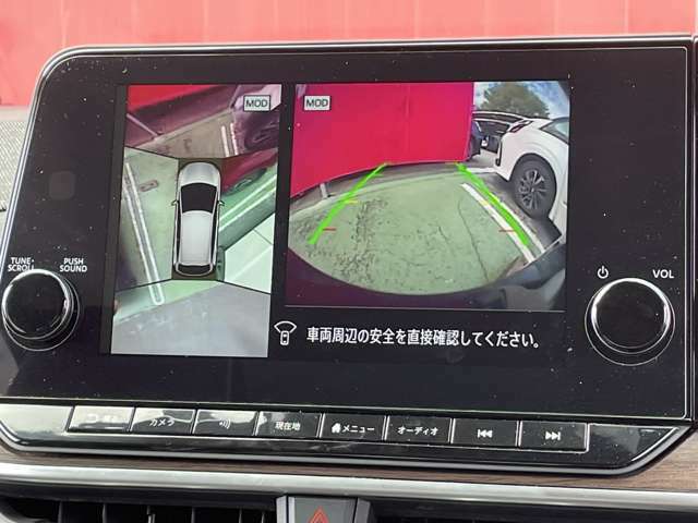 アラウンドビューモニターは車庫入れの強い味方となってくれます。上から車を見下ろすように視ることで、駐車場枠内にビシッと真っ直ぐ停めれます！☆一度使ったらわかって頂けます☆