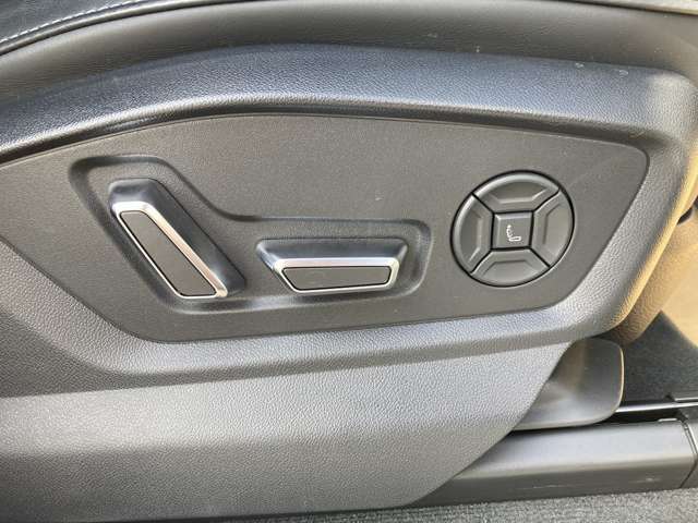 Audi Approved Automobile柏の葉は正規ディーラーである事はもちろんのこと、保険代理店でもあります。セールススタッフは、保険有資格者ですので保険のご相談もお任せ下さい　TEL04-7133-8000 担当 ： 佐藤/宮澤