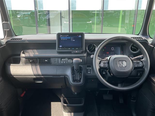 【インパネ全体】全方位で視界が広く、高い目線で運転もしやすいです！