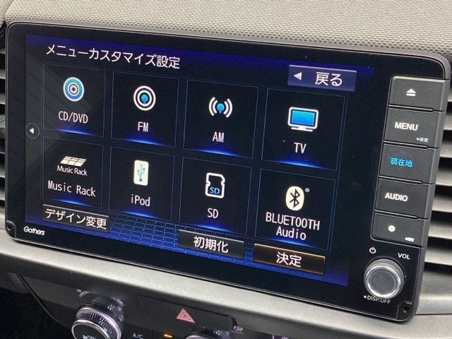 純正9インチナビです。フルセグTV・DVD再生可能！Bluetoothでお好きな音楽お聞きいただけます。