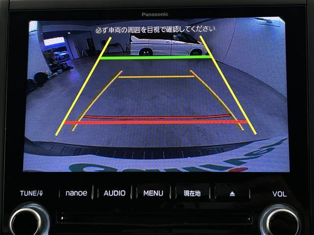 【バックモニター】後ろのカメラの映像がモニターに映し出されるので、後方の見えない死角や、障害物との距離感などもしっかり安全確認することができます！