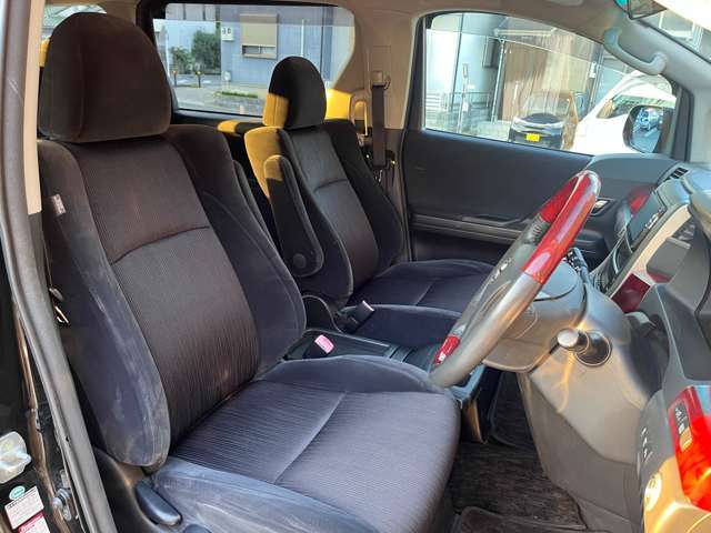 『TAX京田辺』は買取・下取りも、もちろん全力で頑張ります！買取だけでも喜んで！不動車でもお気軽にお声掛けください！　☆★☆詳細は『TAX京田辺』の元気なスタッフまで