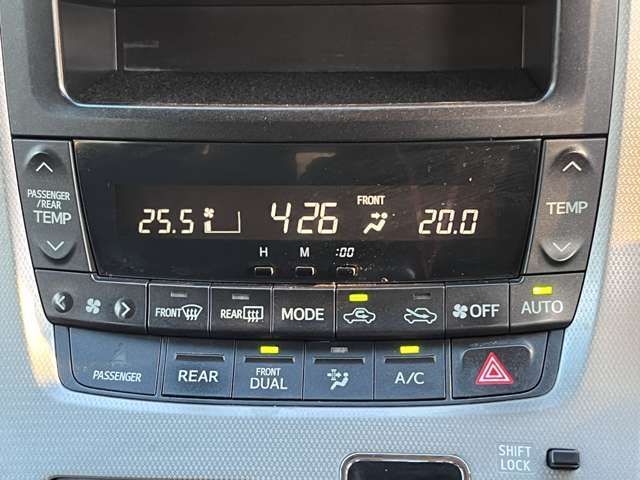 『TAX京田辺』は、新車も地域NO,1　独自仕入れルートでお客様にご満足して頂いております！　　☆★☆詳細は『TAX京田辺』の元気なスタッフまで