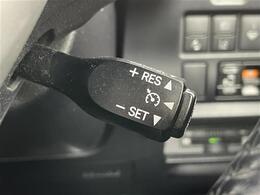 【運転席操作部】『運転席周辺の装備』の画像になります。快適なドライブを楽しむための機能が装備されています！運転席から触れるので使いやすいです！