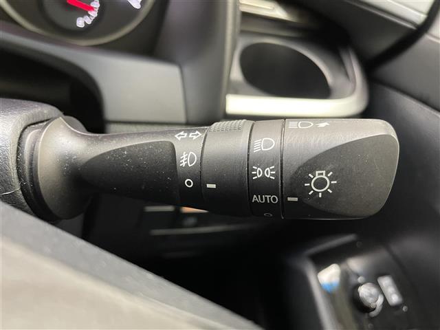 【運転席操作部】快適なドライブを楽しむための機能が装備されています！運転席から触れるので、使いやすいです！除菌プランいれていただくと、さらに清潔で安心していただけます！