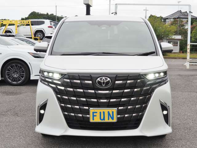 安心のワンオーナー車・内外装とてもきれいなアルファードHV　Z4WDが入庫しました。ご来店・お問い合わせお待ちしております。