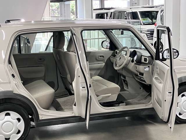 毎日新規物件入庫！3500台の高品質車をぜひとも、ご自身の目で直接ご覧になって、ご実感下さい、自身を持ってお勧めいたします。