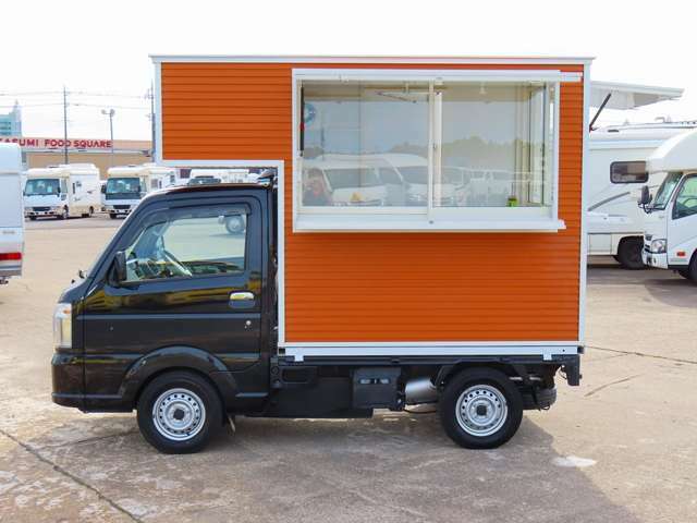 キッチンカー、ケータリングカー、移動販売車、移動スーパー、ペットトリミングカーの事ならフジカーズジャパンにお任せください！些細な事でも構いませんお気軽にご相談下さいませ。