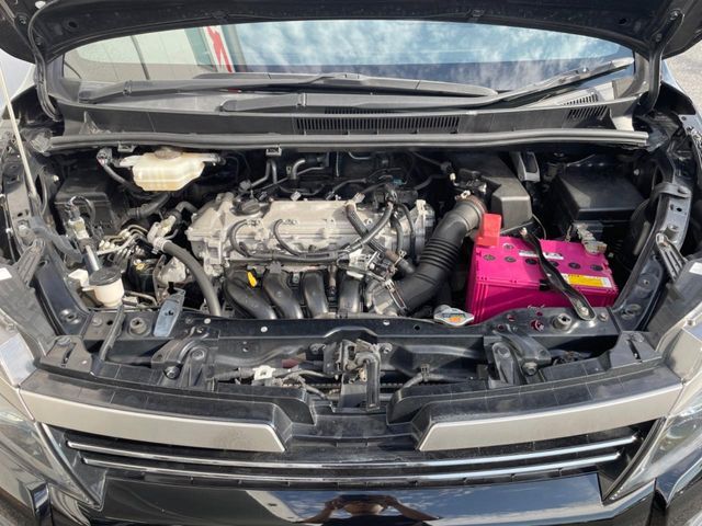 親切・丁寧な専門メカニックスタッフが応対！・車検・点検整備・事故等の修理などアフターサービスも安心。お車のカスタマイズもネクステージのサービススタッフまでご相談ください！