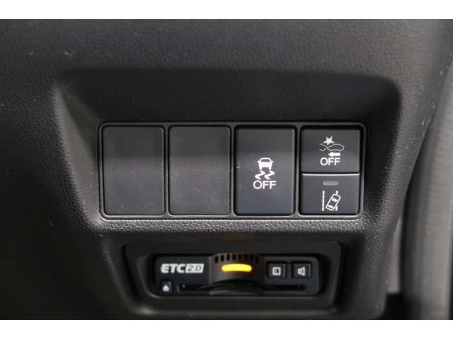 ホンダセンシング搭載！誤発進抑制機能・路外逸脱抑制機能・歩行者事故低減ステアリング・車線維持支援システム・先進車発進お知らせ機能など多彩な先進安全機能でより安全で快適なドライブを支援します。