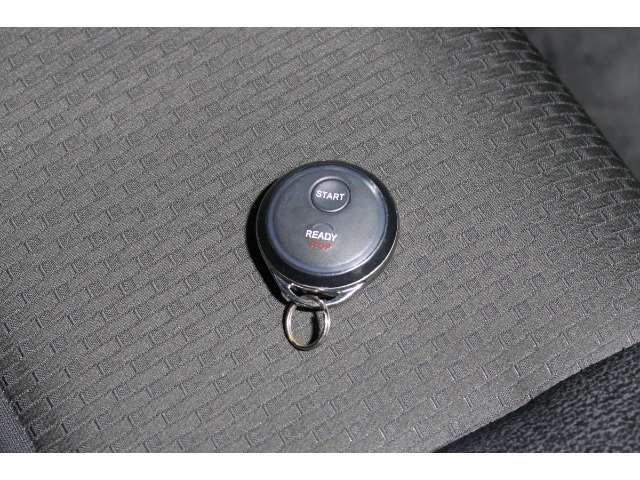 ☆リモコンエンジンスターター☆室内からでも、エンジンがかけられます。