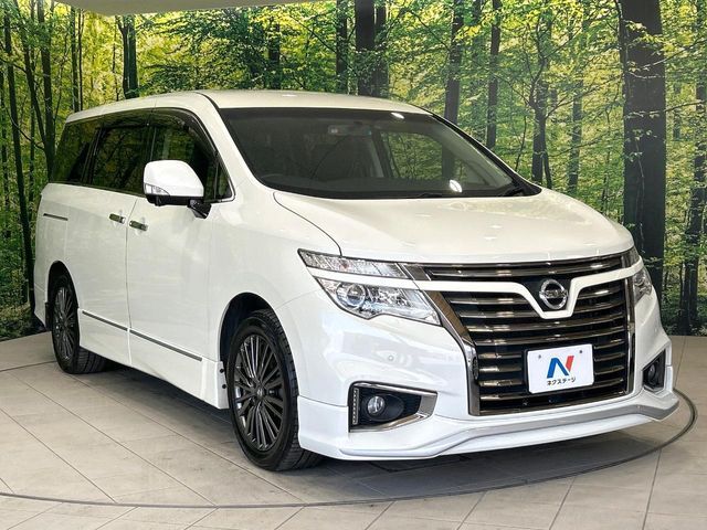 大好評のボディコーティング「弾スプラッシュコート」もご納車までに施工可能。通常のガラスコートと異なる、耐久年数6年の無機質ガラスコーティングが、ボディをキレイな状態に保ってくれます。