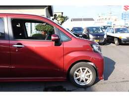 26年式・ムーヴカスタム・X　SA・6.9万キロ・7インチナビ・地デジ・CD/DVD再生・LEDヘッドライト・LEDフォグライト・インテリキー・プライバシーガラス・純正14インチアルミ・ステアリングスイッチ・