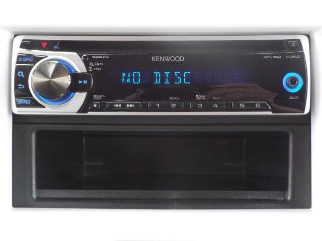 ケンウッド　CD、ラジオ付き！