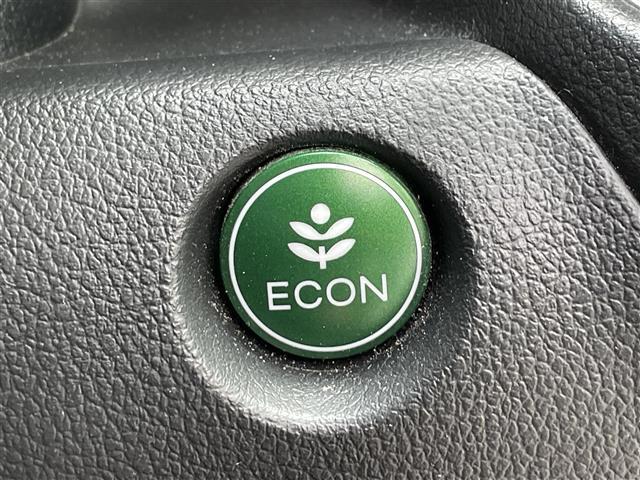 修復歴のある車は販売いたしません。厳格な検査をクリアした安心できるお車をご提案させていただきます。