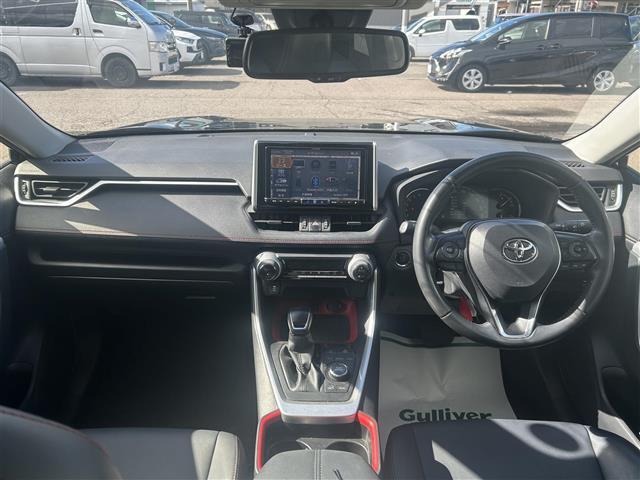 【インパネ全体】『インパネ全体』の画像になります。写真の内容に関してご不明点、ご質問等がございましたらお気軽にガリバー店舗までお問い合わせください。