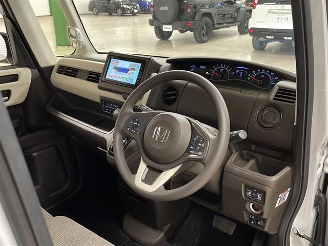 【インパネ全体】『インパネ全体』の画像になります。写真の内容に関してご不明点、ご質問等がございましたらお気軽にガリバー店舗までお問い合わせください。