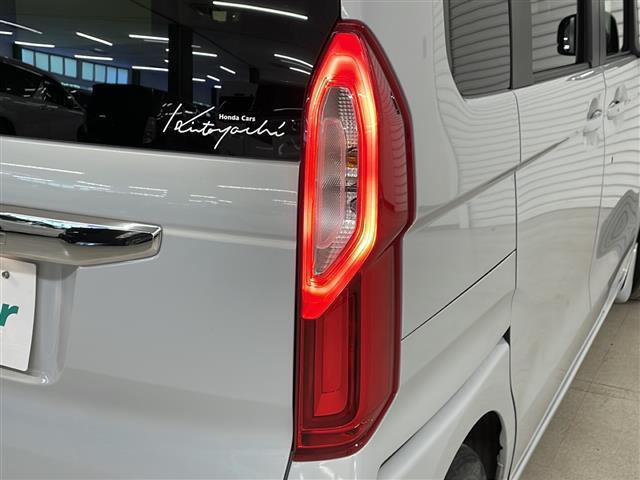 【ライト・ランプ】『ライト/ランプ周辺』の画像になります。写真の内容に関してご不明点、ご質問等がございましたらお気軽にガリバー店舗までお問い合わせください。