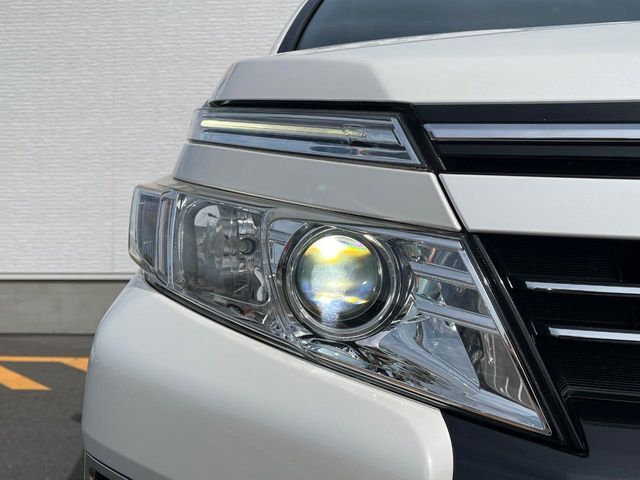 ヘッドライトやテールランプ＆アルミホイール等の各種コーティングもオススメしております。レンズ部分の黄ばみや汚れを抑え、きれいな状態をメンテナンスレスで保てます♪