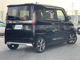 【右斜後】ガリバーの保証は、走行距離が無制限！電球や消耗品、ナビ等の社外品も保証対象。末永いカーライフに対応する充実した保証内容（保証期間によって保証内容は変わります。)