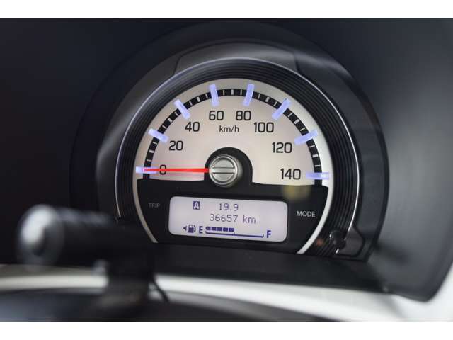 当店の車両は☆《全車メーターチェック》済み！走行距離管理協会にデーター登録、メーター履歴を照会済み！正常な車両のみ展示販売してるので安心です