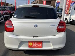 バックドアパネルの拡大写真も用意しています。