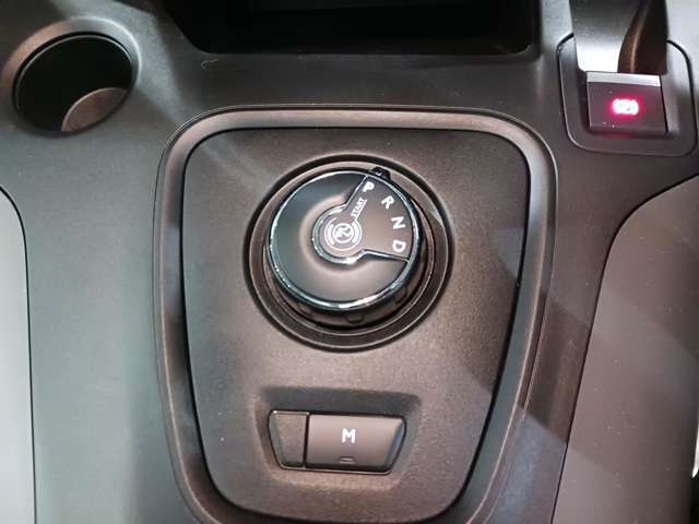 8AT