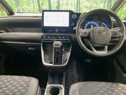 グループ総在庫数約30，000台！！全国の系列店からメーカー・車種問わずご紹介出来るので、あなたにピッタリのお車が見つかるはずです♪まずはお問い合わせ下さい☆