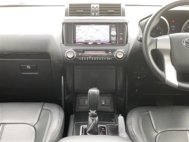 気になる車はすぐにお問い合わせください！画面右側の0066から始まる無料ダイヤルからお問い合わせ下さい！専門スタッフがお車のご質問にお答えいたします！