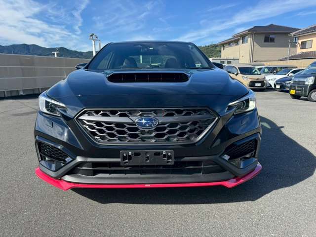 当店は指定工場と板金工場を完備した整備にも強いお店です。購入後のアフターもご安心くださいませ。