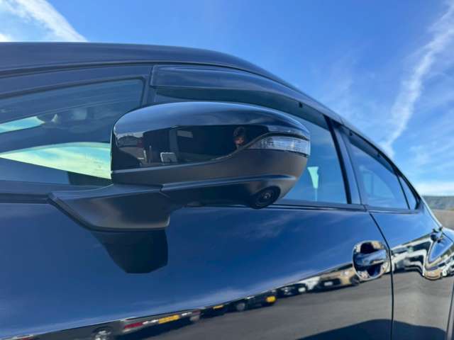 当店は指定工場と板金工場を完備した整備にも強いお店です。購入後のアフターもご安心くださいませ。