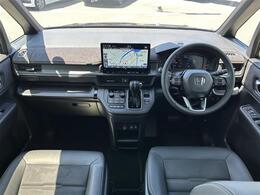 店舗にて現車の確認もいただけますので、お電話で在庫のご確認の上是非ご来店くださいませ。