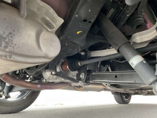 ★4WDです★下廻りもグッドコンディションです