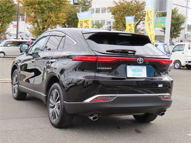 弊社の商品車両は横浜本牧にあります本部で隅々までチェックを行い、トヨタの厳しい商品基準をクリアした車両を展示しています。ご安心してお選びいただけます。