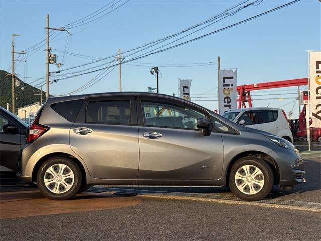 ■□■□■ 登録（届出）済未使用車はノルマ達成のために作られた走行100km未満、かつ初度登録または初度届出された車両でいわゆるアウトレット車です！】 ■□■□■