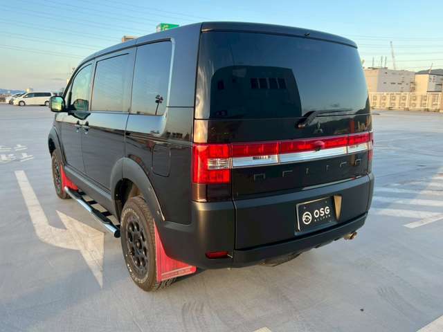 新車では選べない特別色！自分だけの一台を探している方に。