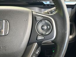 【アダプティブクルーズコントロール】高速道路での長距離走行が楽に！！自動で速度を保つクルーズコントロールが、衝突軽減システムと連携し、前方の車両を感知して車間を保つように速度調節してくれます！！