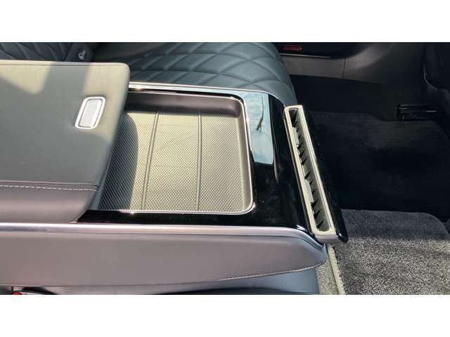 タブレットも固定しやすい☆