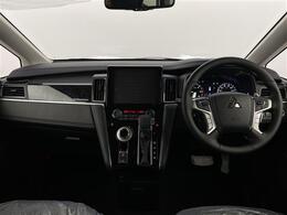 【インパネ全体】全方位で視界が広く、高い目線で運転もしやすいです！