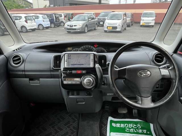 シシドモータースではお車のご購入はもちろんのこと、納車後の整備・車検や万が一の事故の際の板金修理に対しても対応が可能です。