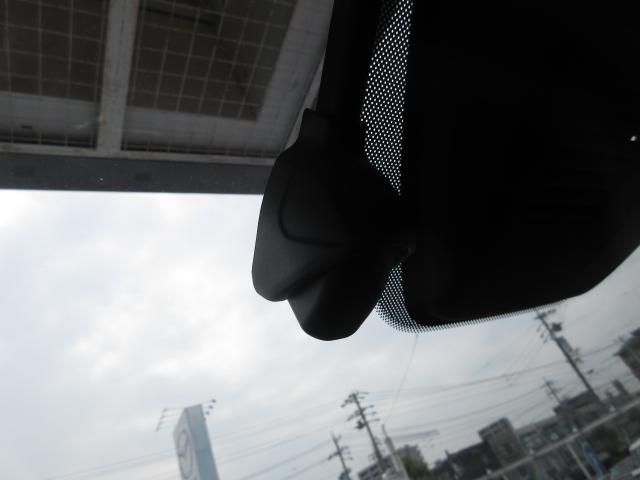 ドライブレコーダーも装備しています。万一の事故の際、録画映像が役に立つこともございます。