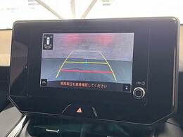 【バックモニター】を装備で駐車が苦手な方でも安心です。