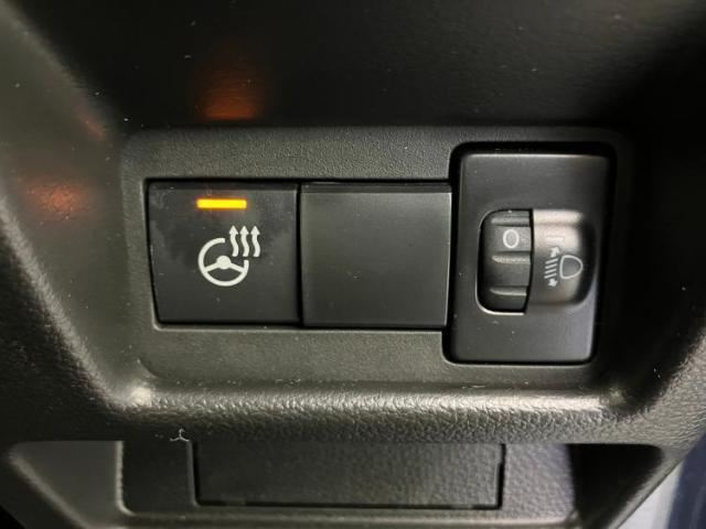 お車に合わせて無料保証以外にも、保証範囲、期間、距離を拡充させた有料保証もご用意しております！中古車の購入が初めてで不安・・・というお客様もご安心ください！