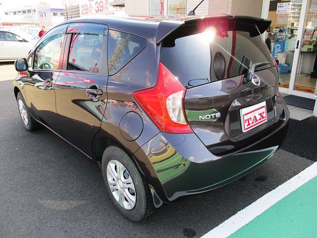 国家資格車検検査員資格を持った10人の整備士による整備。ステレオ、エアコン等走行に関係のない所も不具合箇所があれば修理してお渡ししております。