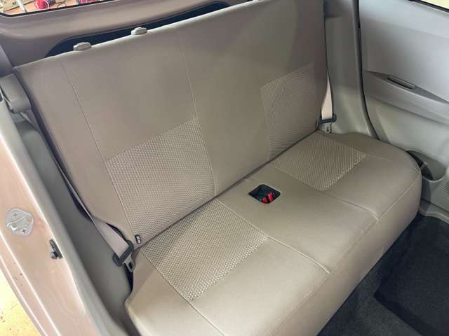 車の販売だけではなく車の買取、車検整備、定期点検、修理、板金塗装、自動車保険もお任せください！！