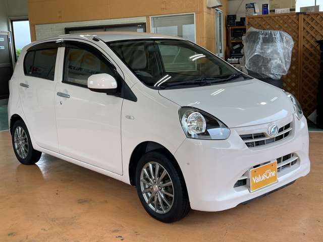 全車保証（無料）付きでご購入後もご安心してお乗りいただけるようにしております。